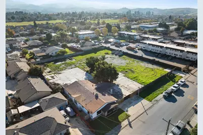 653 South St, Hollister, CA 95023 - Photo 43