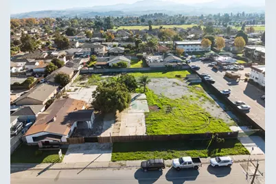 653 South St, Hollister, CA 95023 - Photo 39