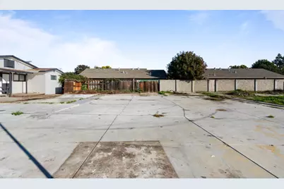 653 South St, Hollister, CA 95023 - Photo 37