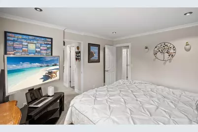 1384 N Loop Dr, San Jose, CA 95126 - Photo 19