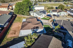 427 Andrew Cir, Marina, CA 93933 - Photo 11