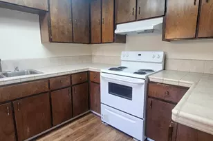 1807 Cherokee Dr 3, Salinas, CA 93906 - Photo 11