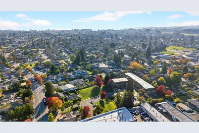 121 Vista Prieta, Santa Cruz, CA 95062 - Photo 5