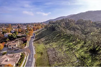 2860 Berwick Ave, Gilroy, CA 95020 - Photo 13