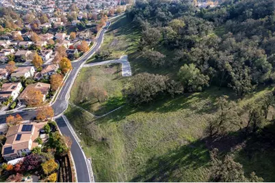 2820 Berwick Ave, Gilroy, CA 95020 - Photo 13