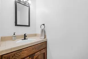 2800 Dryden Ave, Gilroy, CA 95020 - Photo 21