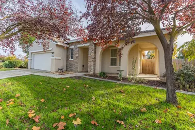 1078 Silver Spur Way, Plumas Lake, CA 95961 - Photo 5