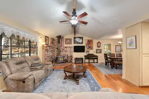 21335 Robin Ln, Pine Grove, CA 95665 - Photo 11