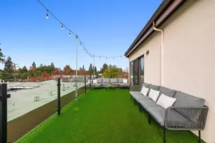 916 Woodside Rd, Redwood City, CA 94061 - Photo 27