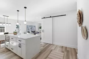 4887 Mary Jane Way, San Jose, CA 95124 - Photo 3