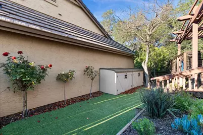 7931 Caledonia Dr, San Jose, CA 95135 - Photo 35