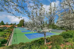 7931 Caledonia Dr, San Jose, CA 95135 - Photo 43