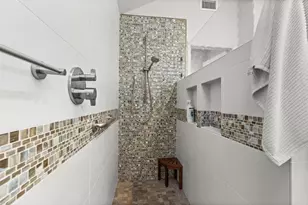 7931 Caledonia Dr, San Jose, CA 95135 - Photo 27