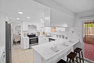 515 Fontanelle Ct, San Jose, CA 95111 - Photo 15