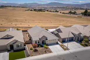 2011 Sage Dr, Hollister, CA 95023 - Photo 57