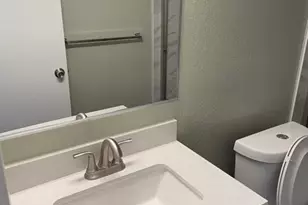 28 Houston St, San Francisco, CA 94133 - Photo 25