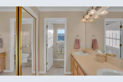 21160 Valle San Juan Dr, Salinas, CA 93907 - Photo 17