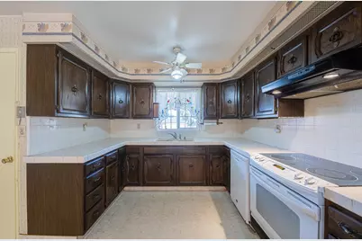 217 Iris Dr, Salinas, CA 93906 - Photo 13