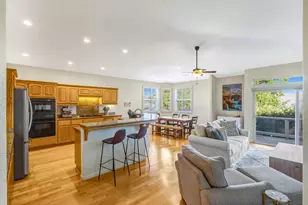 10511 Fairway Ct, Carmel, CA 93923 - Photo 7