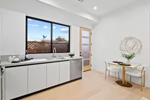 700 Farley St, Mountain View, CA 94043 - Photo 47