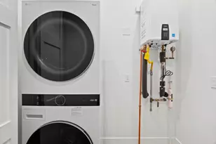 700 Farley St, Mountain View, CA 94043 - Photo 53