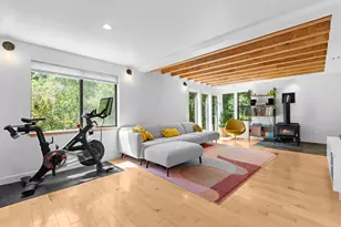 19060 Laurel Dr, Los Gatos, CA 95033 - Photo 11