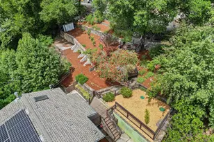 19060 Laurel Dr, Los Gatos, CA 95033 - Photo 43