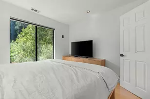 19060 Laurel Dr, Los Gatos, CA 95033 - Photo 21