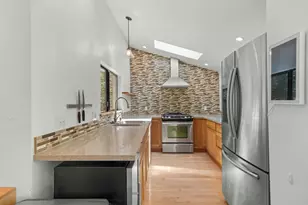 19060 Laurel Dr, Los Gatos, CA 95033 - Photo 13