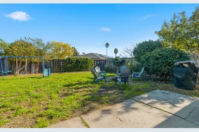 120 Corinne Ave, Santa Cruz, CA 95065 - Photo 33