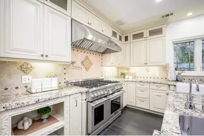 780 S El Monte Ave, Los Altos, CA 94022 - Photo 25