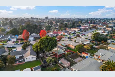 108 Gardenia Dr, Salinas, CA 93906 - Photo 3