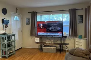 1295 Flora Ave, San Jose, CA 95117 - Photo 11