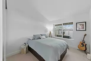 1115 Crestview Dr 2, San Carlos, CA 94070 - Photo 23