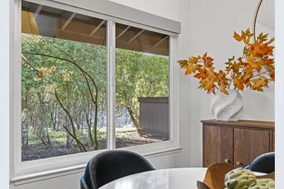 1115 Crestview Dr 2, San Carlos, CA 94070 - Photo 7