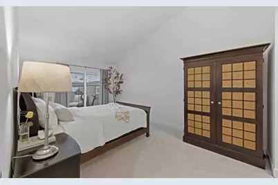 1115 Crestview Dr 2, San Carlos, CA 94070 - Photo 15