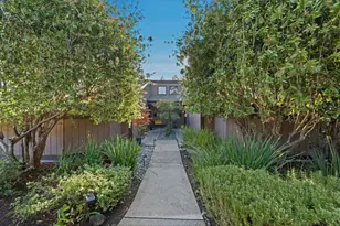 1115 Crestview Dr 2, San Carlos, CA 94070 - Photo 31