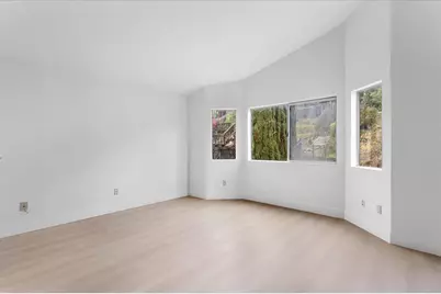 136 Olympic Dr, Vallejo, CA 94589 - Photo 17