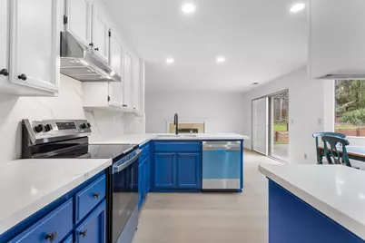 136 Olympic Dr, Vallejo, CA 94589 - Photo 5