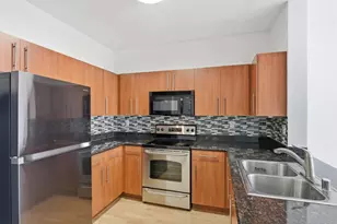 1060 S 3rd St 202, San Jose, CA 95112 - Photo 7