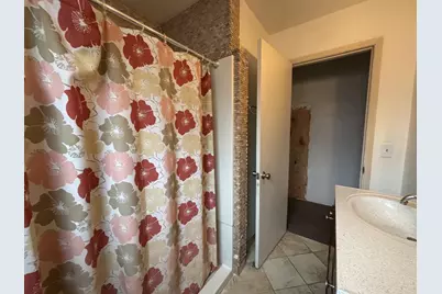 1441 W 20th St, Merced, CA 95340 - Photo 5