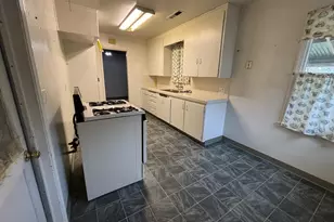 1441 W 20th St, Merced, CA 95340 - Photo 7