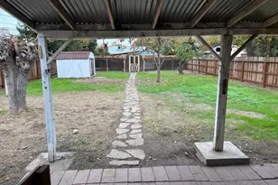 1441 W 20th St, Merced, CA 95340 - Photo 11