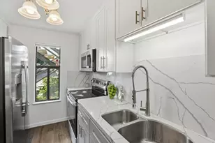 166 Kern St 18, Salinas, CA 93905 - Photo 9