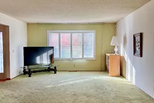 7290 Orchard Dr, Gilroy, CA 95020 - Photo 3