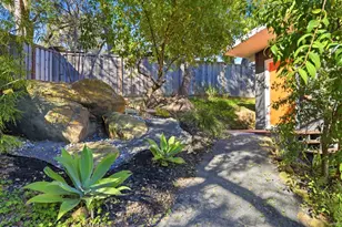 411 Glenwood Ave, Woodside, CA 94062 - Photo 29