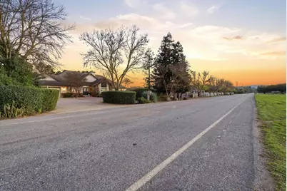 380 W Middle Ave, Morgan Hill, CA 95037 - Photo 5