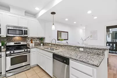 663 Modern Ice Dr, San Jose, CA 95112 - Photo 9