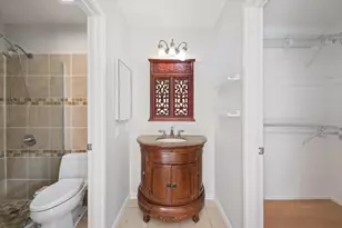 2816 Croft Dr, San Jose, CA 95148 - Photo 17