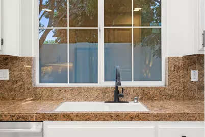 34298 Torrey Pine Ln, Union City, CA 94587 - Photo 13